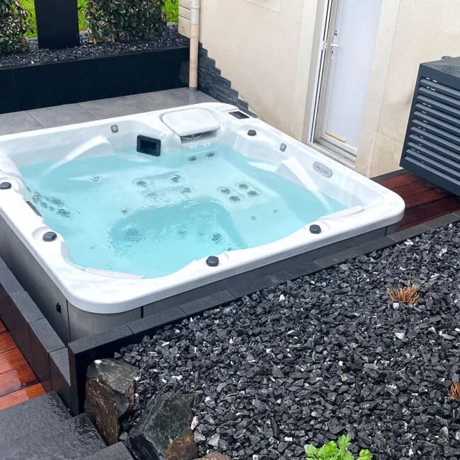 La gamme de spas OEWEO