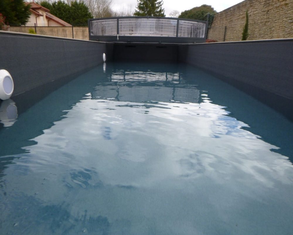 Couloir de nage de 12m x 3m avec abris et membrane 150/100e